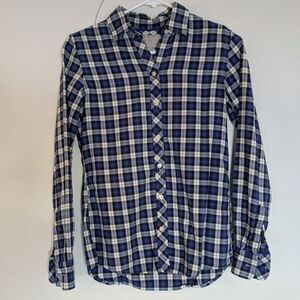 Banana Republic Blue & White Plaid Soft Wash Button Down Shirt